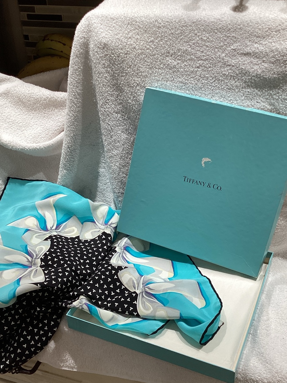 Tiffany & Co. Black Heart Print Scarf with Tiffany Blue Ribbon Border - Picture 9 of 10